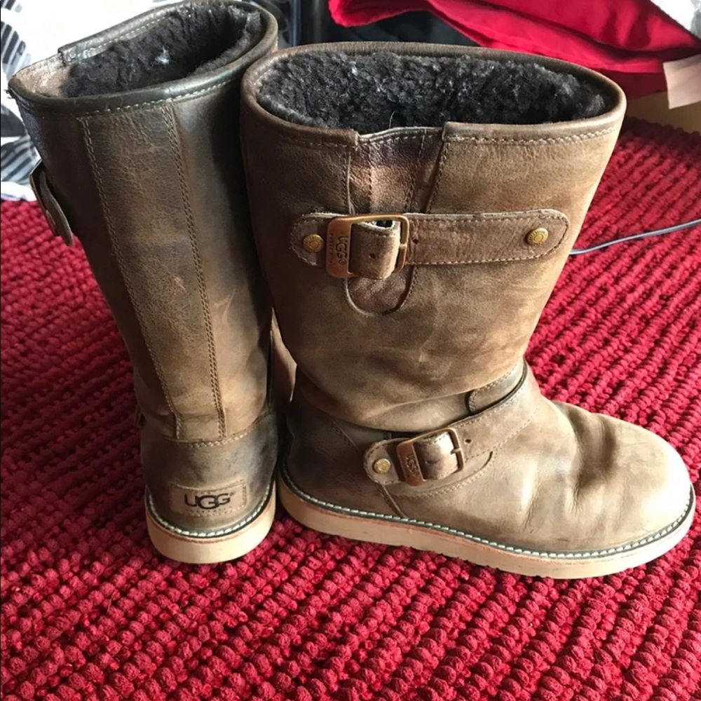 Leather Ugg Boots size 5